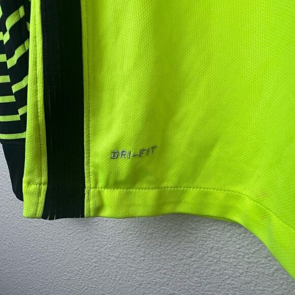 Nike Women's  USA Goalkeeper Soccer Jersey Green Size Small - Picture 3 of 6